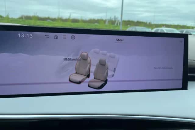 Genesis GV70 (2026) thumbnail 32