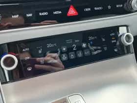 Genesis GV70 (2026) thumbnail 33