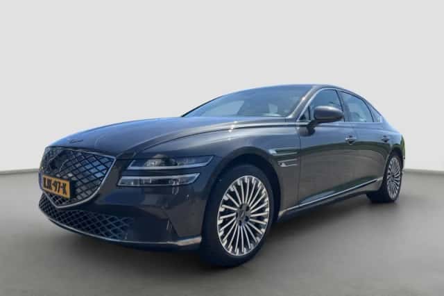 Genesis G80 (2022) thumbnail 1