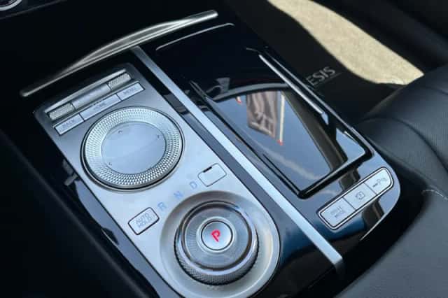 Genesis G80 (2022) thumbnail 26