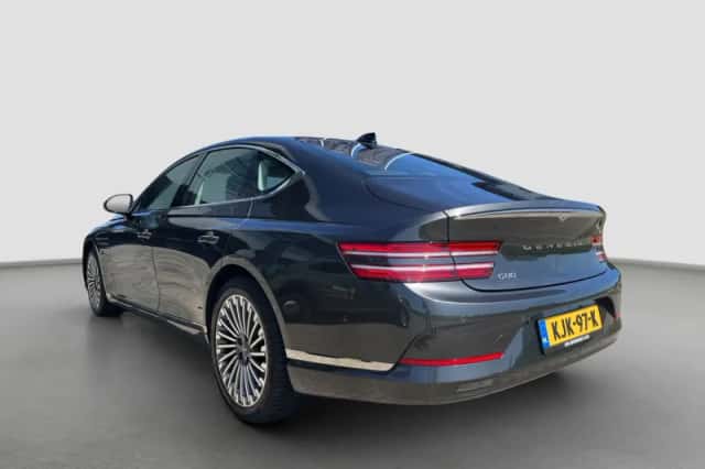 Genesis G80 (2022) thumbnail 5