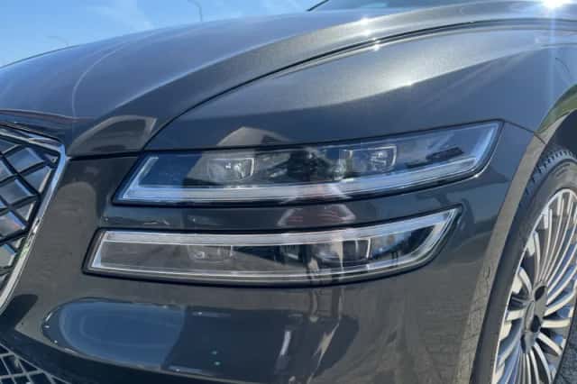 Genesis G80 (2022) thumbnail 9