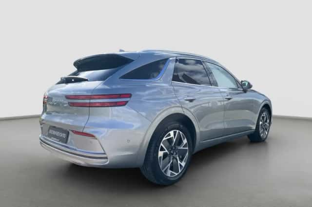 Genesis GV70 (2026) thumbnail 5