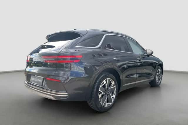 Genesis GV70 (2026) thumbnail 5