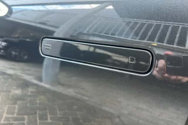 Hyundai Ioniq 6 (2024) thumbnail 12