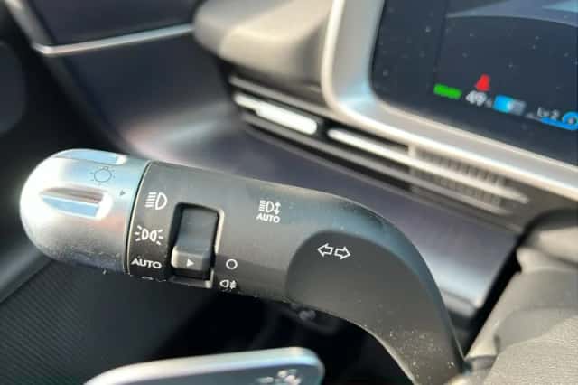 Hyundai Ioniq 6 (2024) thumbnail 18