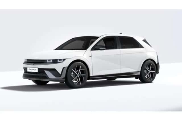 Hyundai Ioniq 5 (2025) thumbnail 1