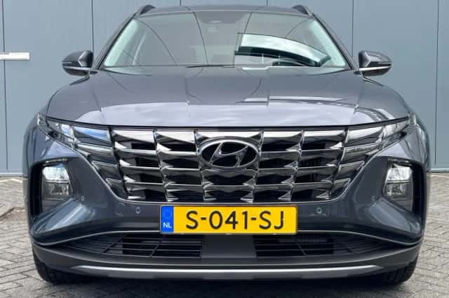 Hyundai Tucson (2023) thumbnail 4