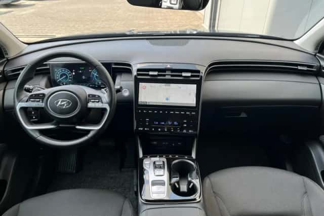 Hyundai Tucson (2023) thumbnail 25