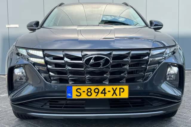 Hyundai Tucson (2023) thumbnail 4