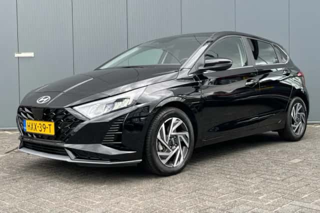 Hyundai i20 (2025) thumbnail 1