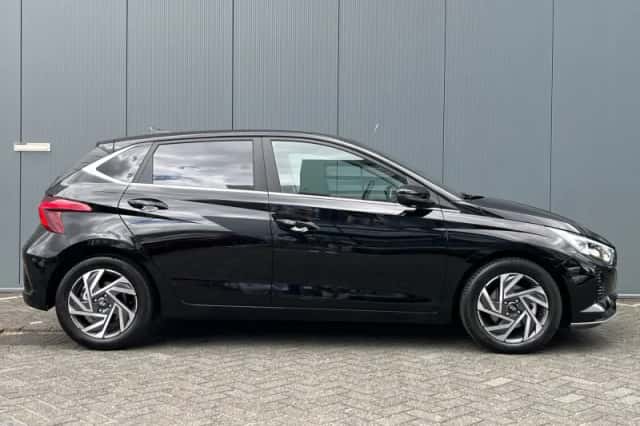 Hyundai i20 (2025) thumbnail 3