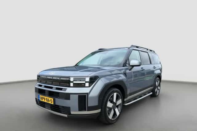 Hyundai Santa Fe (2025) thumbnail 1
