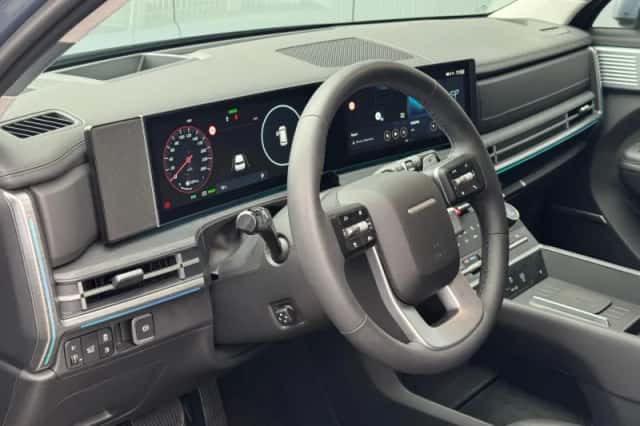 Hyundai Santa Fe (2025) thumbnail 17