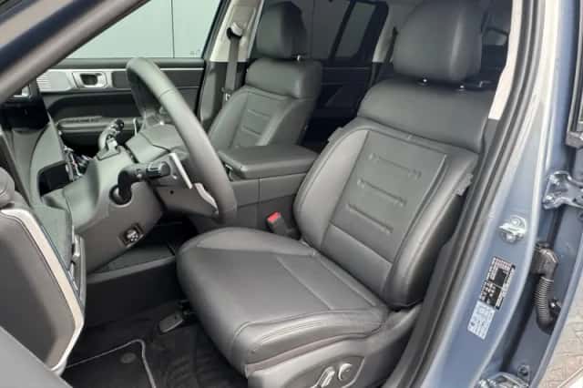 Hyundai Santa Fe (2025) thumbnail 18
