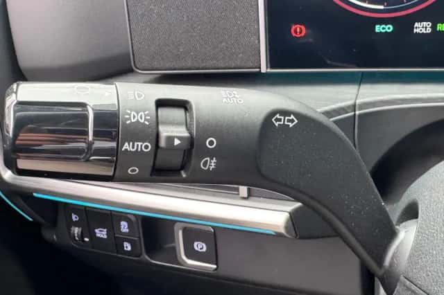 Hyundai Santa Fe (2025) thumbnail 28