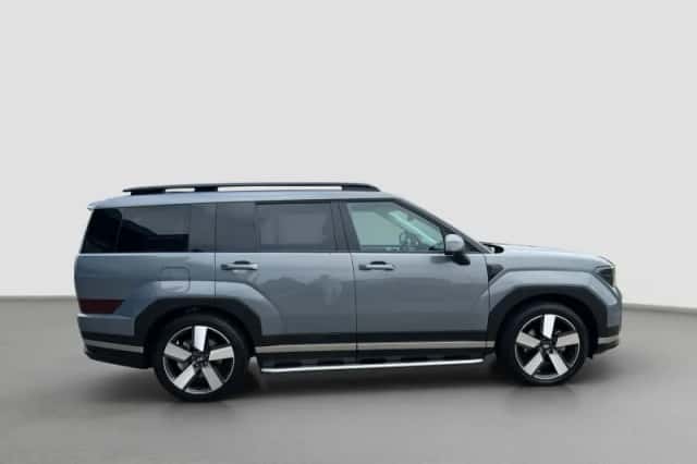 Hyundai Santa Fe (2025) thumbnail 4