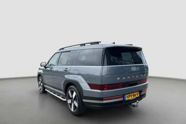 Hyundai Santa Fe (2025) thumbnail 5