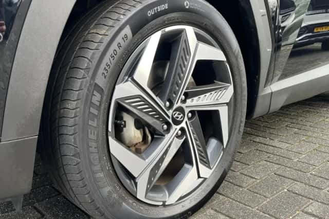 Hyundai Tucson (2024) thumbnail 10