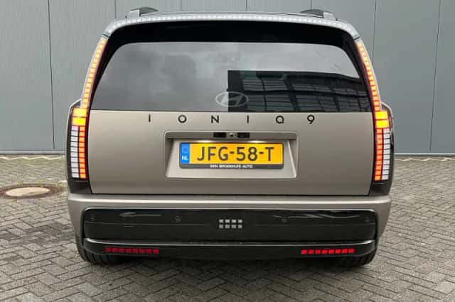 Hyundai Ioniq 9 (2025) thumbnail 5