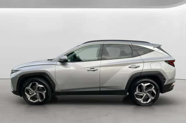 Hyundai Tucson (2023) thumbnail 3