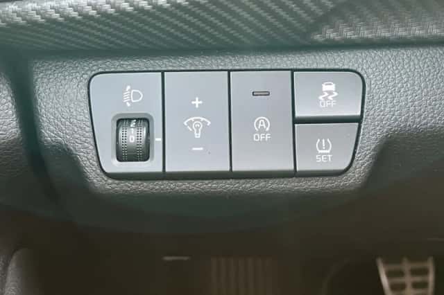 Kia Stonic (2022) thumbnail 15