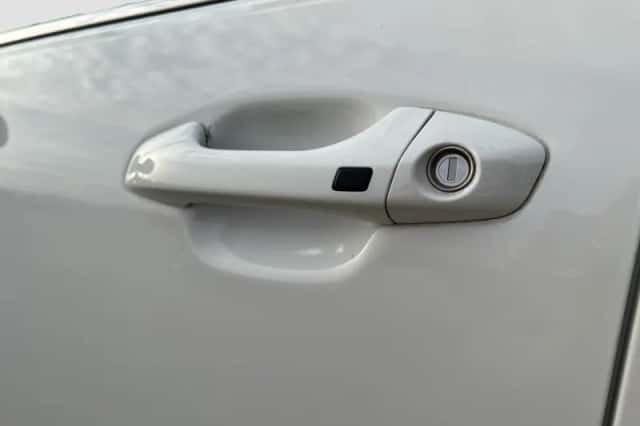 Kia Stonic (2022) thumbnail 28