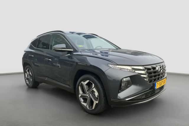 Hyundai Tucson (2023) thumbnail 2
