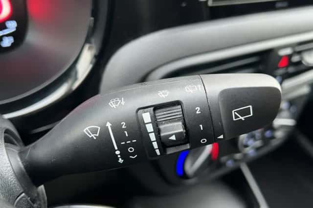 Hyundai i10 (2024) thumbnail 21