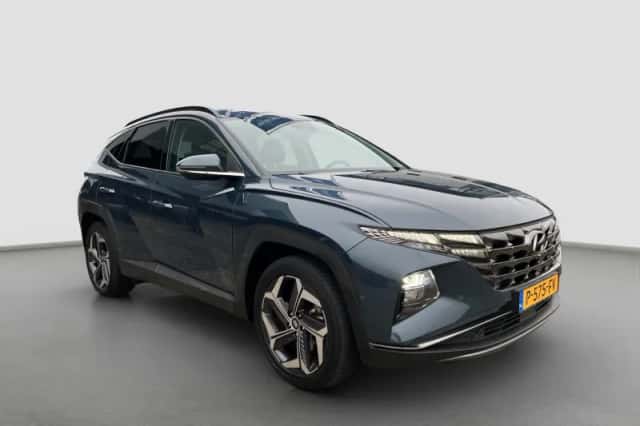 Hyundai Tucson (2022) thumbnail 2