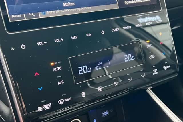 Hyundai Tucson (2022) thumbnail 25