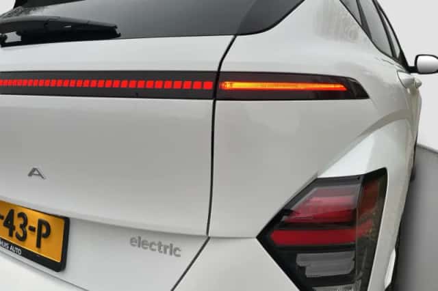 Hyundai Kona Electric (2025) thumbnail 11