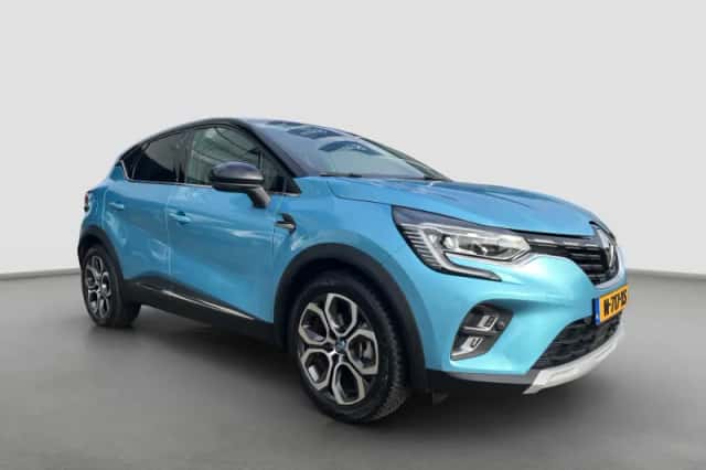 Renault Captur (2020) thumbnail 2