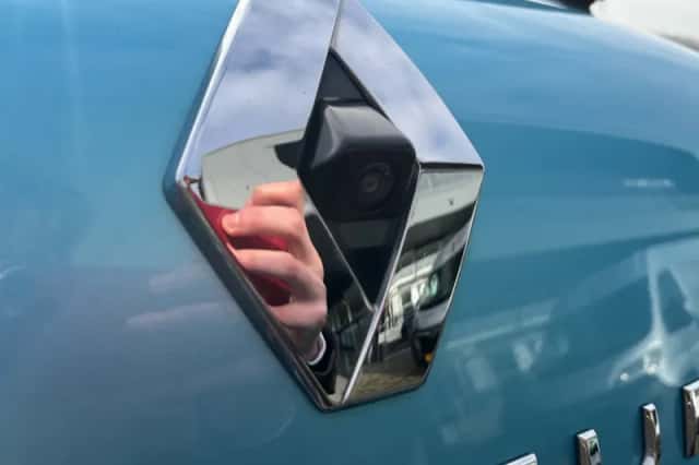 Renault Captur (2020) thumbnail 11