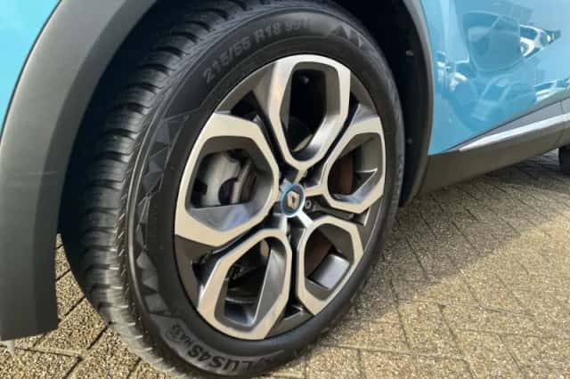 Renault Captur (2020) thumbnail 9