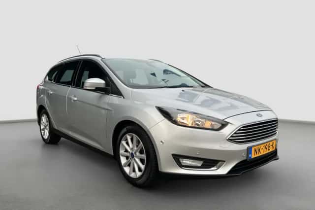 Ford Focus (2017) thumbnail 2