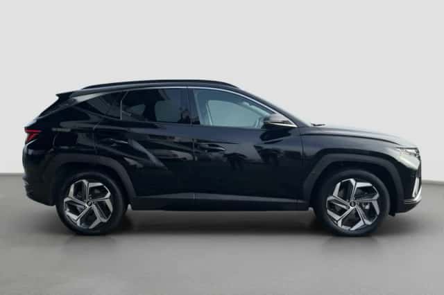 Hyundai Tucson (2024) thumbnail 3