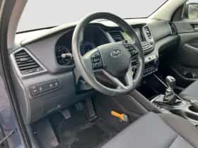 Hyundai Tucson (2019) thumbnail 15