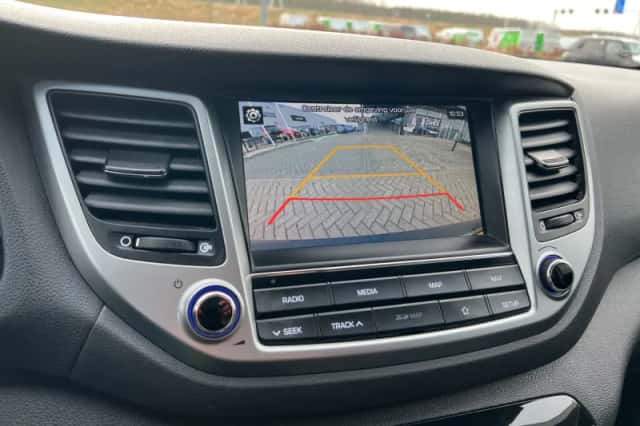 Hyundai Tucson (2019) thumbnail 23