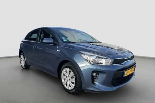 Kia Rio (2018) thumbnail 2