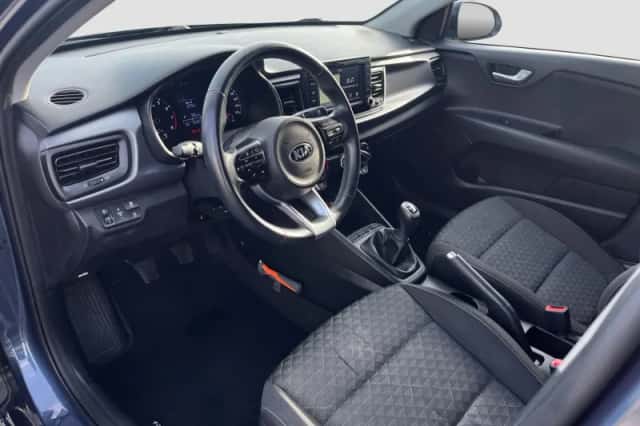 Kia Rio (2018) thumbnail 14