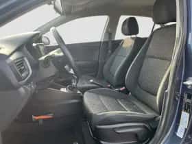 Kia Rio (2018) thumbnail 15