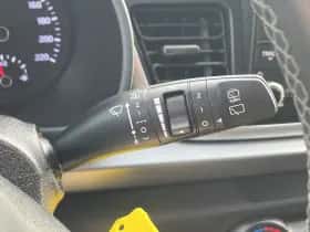 Kia Rio (2018) thumbnail 22