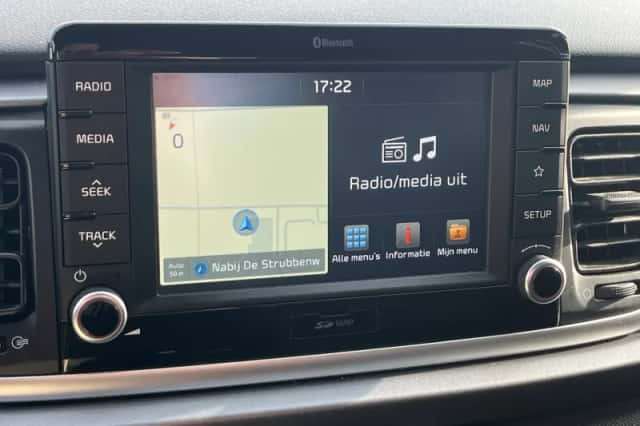 Kia Rio (2018) thumbnail 25