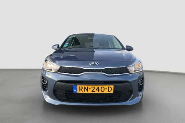 Kia Rio (2018) thumbnail 7