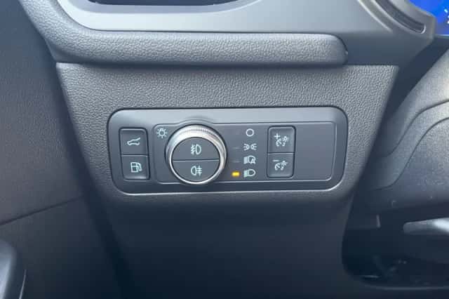 Ford Kuga (2023) thumbnail 20