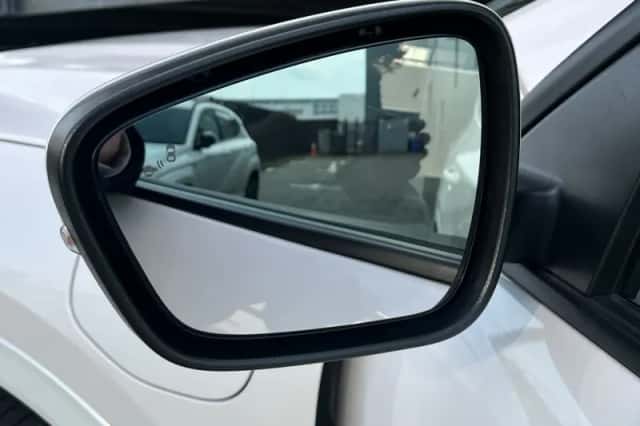 Ford Kuga (2023) thumbnail 32