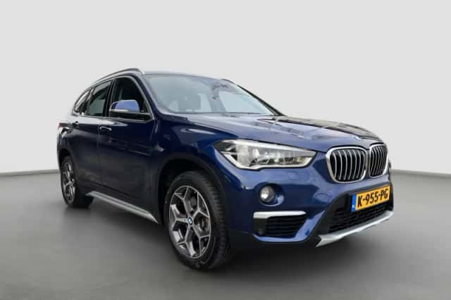 BMW X1 (2019) thumbnail 2