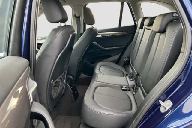 BMW X1 (2019) thumbnail 12