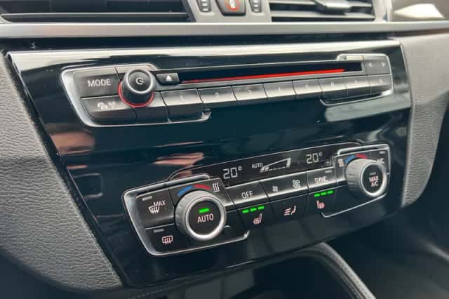 BMW X1 (2019) thumbnail 24